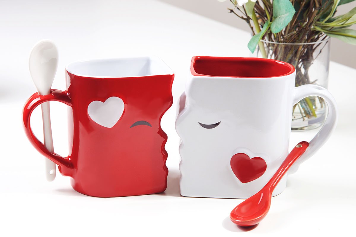 Kissing Mugs Set, Anniversary & Wedding Gifts, Exquisitely Crafted Two Large Cups & Spoons for Couples, For Him and Her on Valentines, Birthday, Engagement by Blu Devil