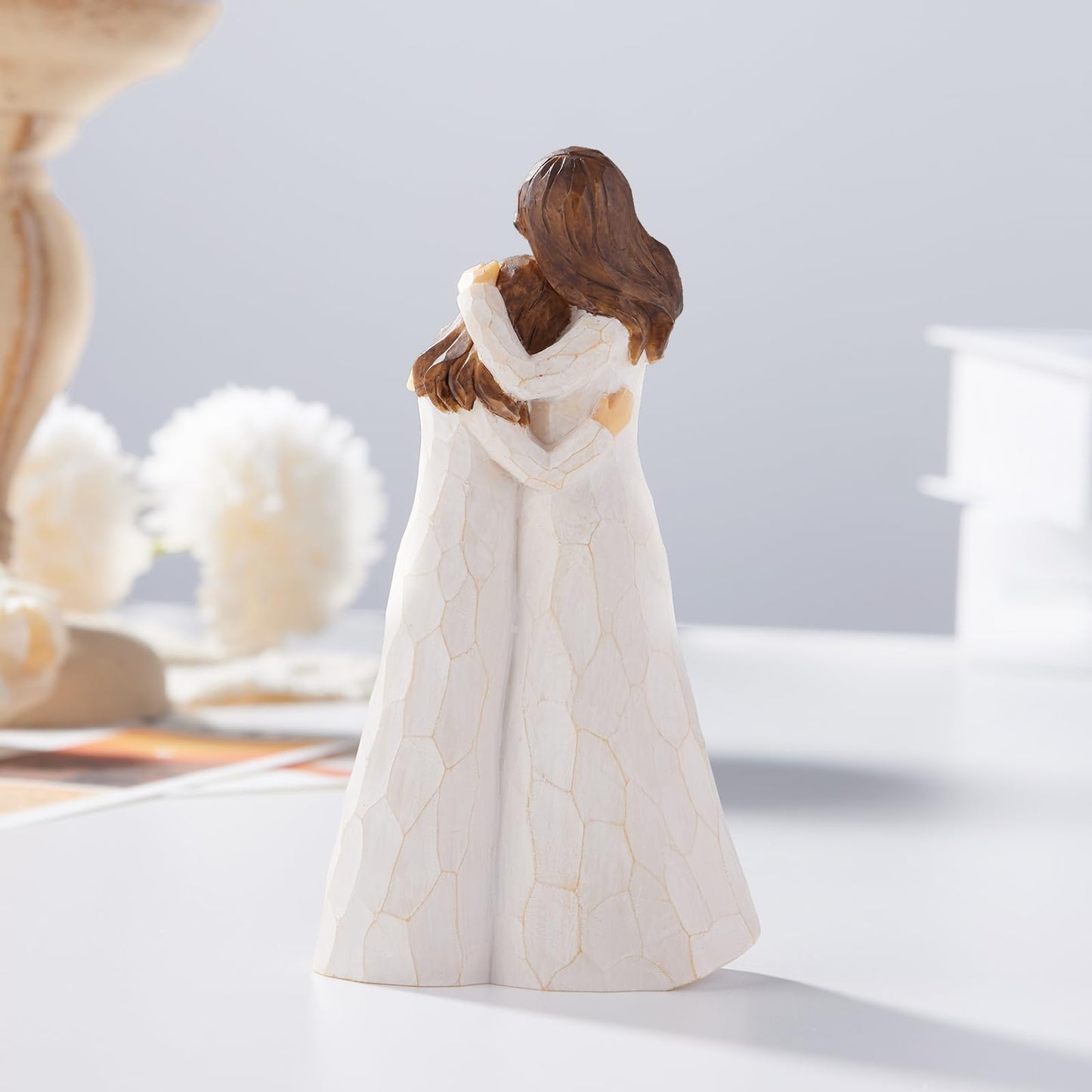 Mom Birthday Gifts,Mom Gifts from Daughters,5.5'' Mother and Daughter Figurine,Meaningful Gift for Mama on Birthday and Mother's Day (Mom Gifts)