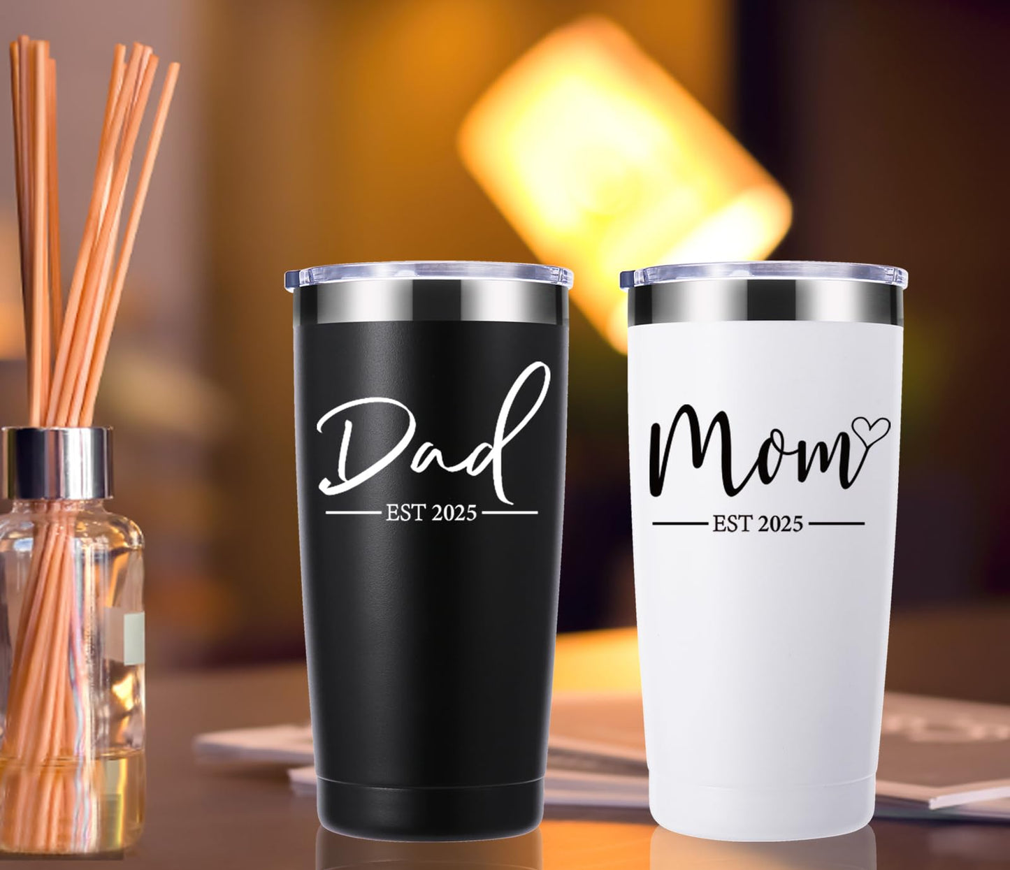 momocici Dad Mom Est 2025 20 OZ Tumbler.Anniversary New Parents Pregnancy Parents to be Gift.Father's Mother's Day Couples Gifts.Mom to Be Dad to Be Gifts.(Black&White)