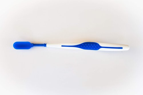 Mouth-Mate Large Oval Oral Hygiene and Tooth Brushing Aid with Unique Bendable Handle and Soft Tip to Improve Comfort, 10 Pack