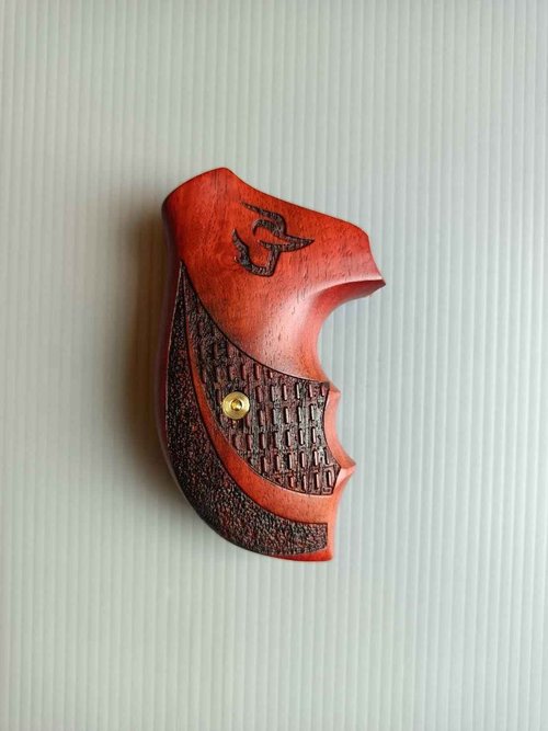 BMPL Hardwood Open Back Taurus Model 85 856 M 85 M85 M856 .38 Special 2" 2 inch Grips Hard Wood Checkered Finger Groove Handmade Handcraft #T0012