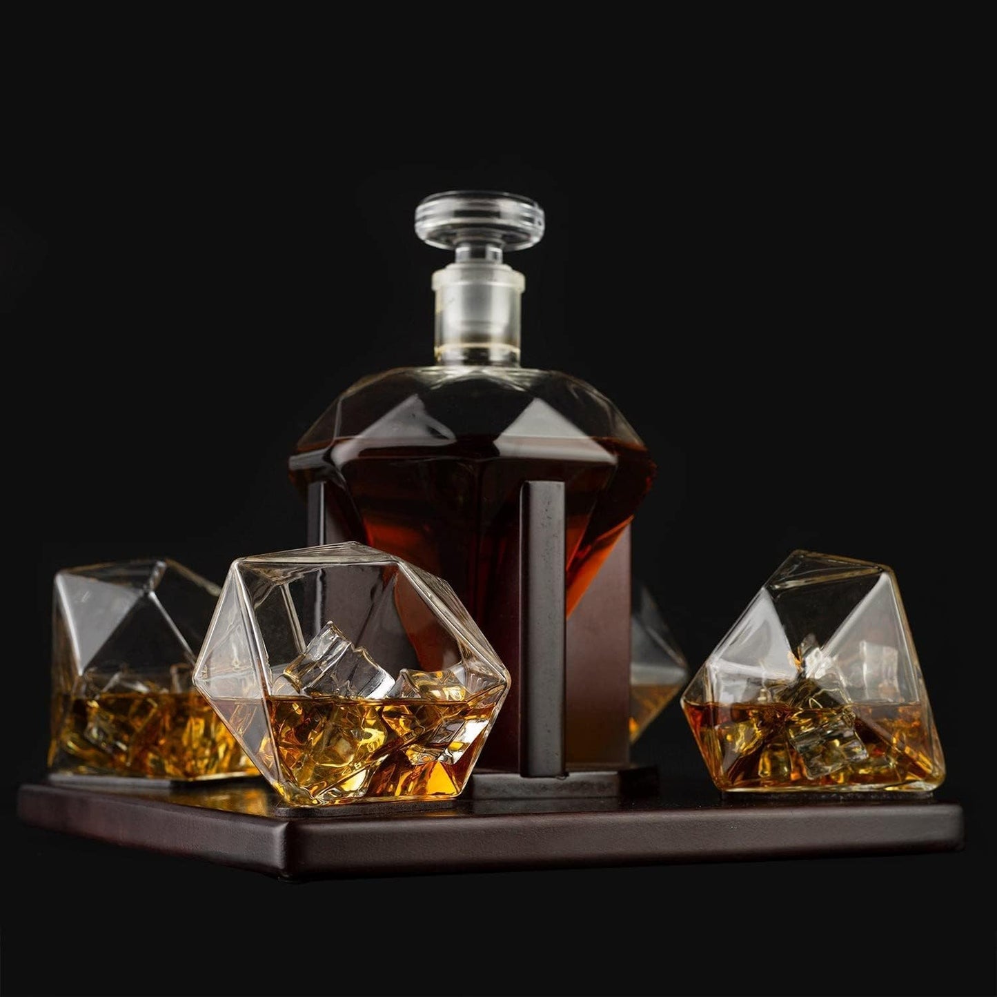 The Wine Savant Diamond Whiskey Decanter Set with 4 Glasses and Mahogany Base Borosilicate Glass Dispenser - 750ml Clear