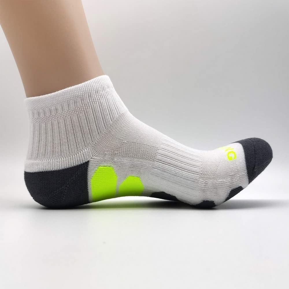 BERING Men's Performance Athletic Ankle Running Socks, White, Size 9-12, 6 Pairs
