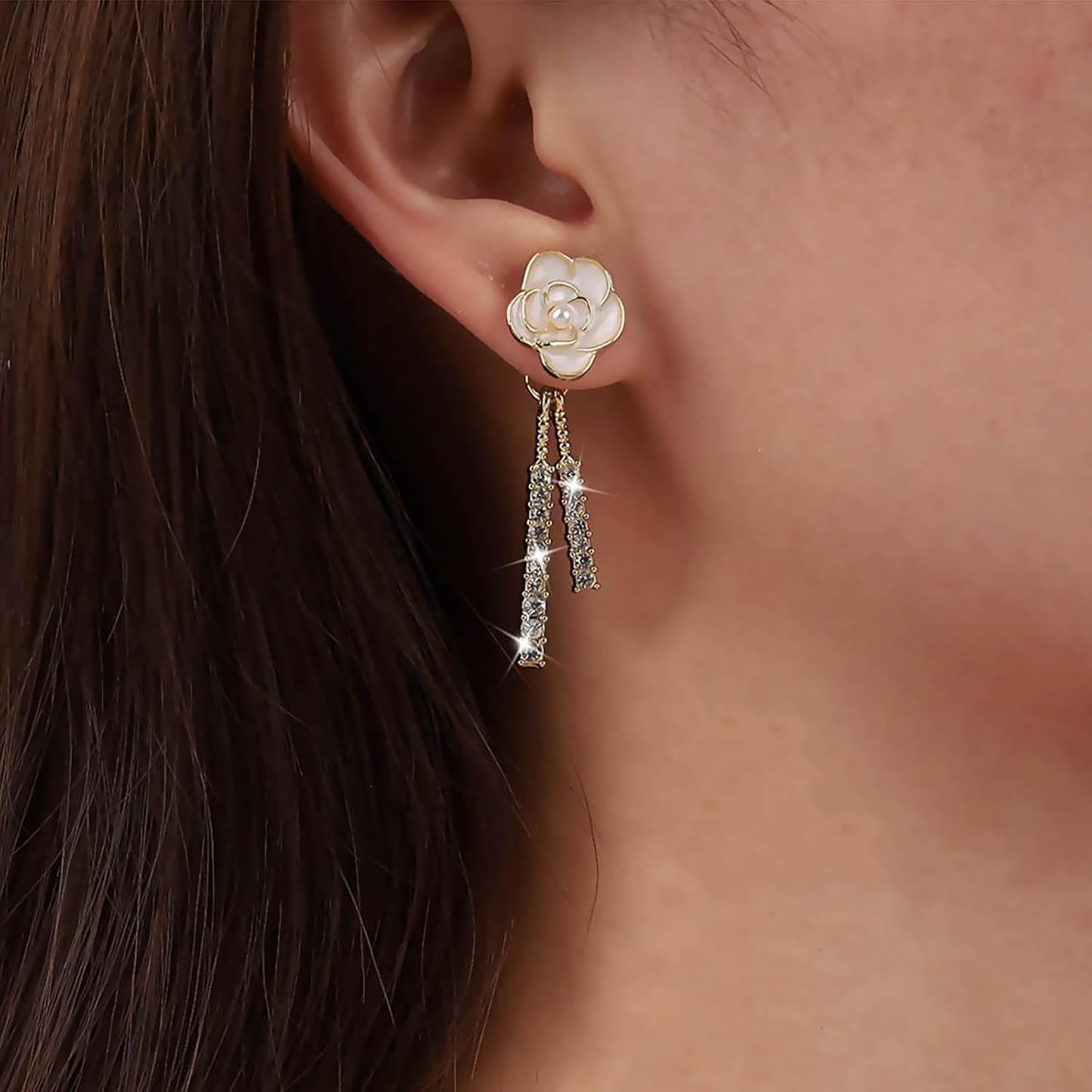 Vintage Crystal Flower Drop Earrings Pearl Camellia Earrings White Camellia Stud Earring Gold Linear Rhinestone Earring Jewelry for Women