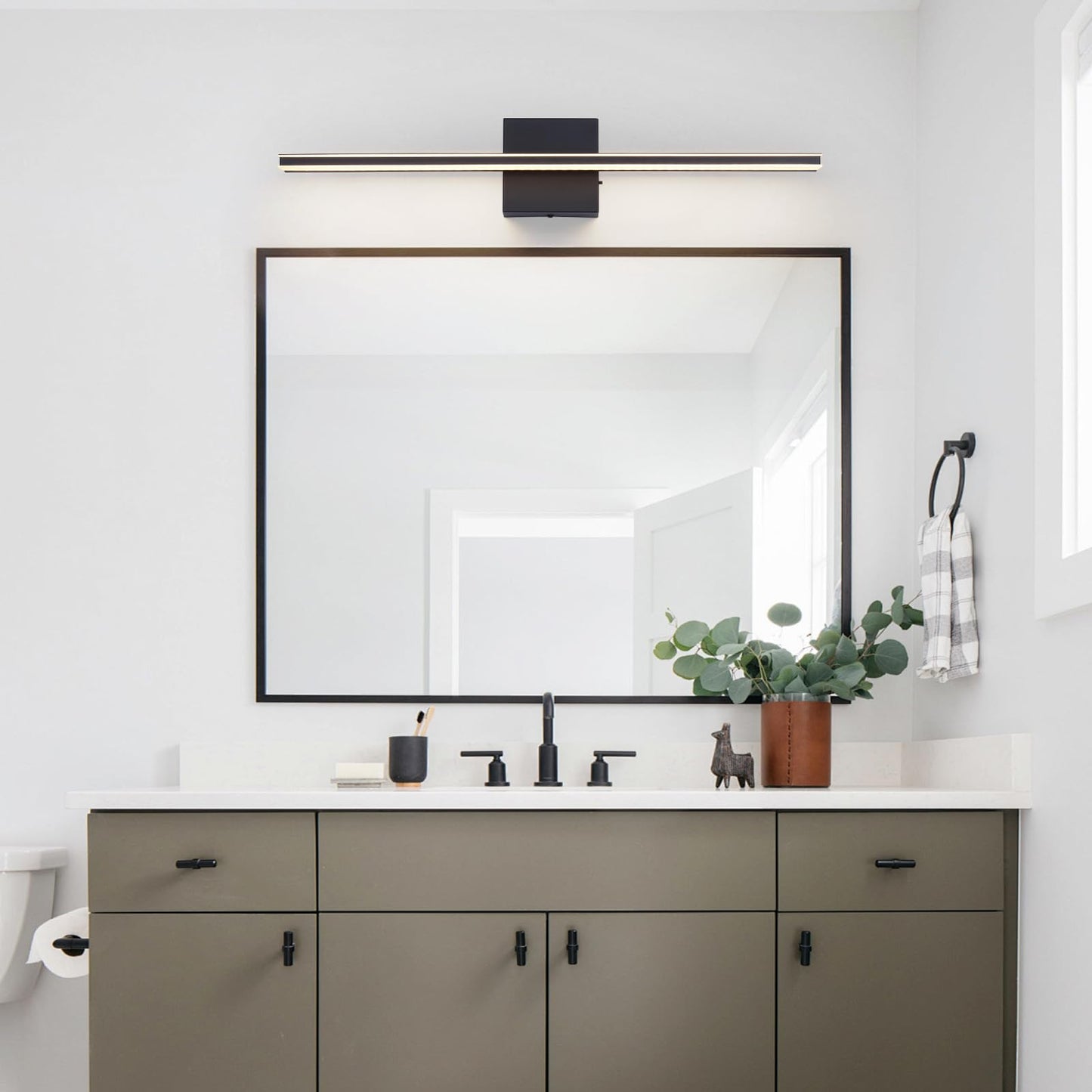 BRIVOLART Vanity Light for Bathroom Lighting Fixtures Over Mirror 24 Inch Dimmable 5CCT Modern Vanity Lights Black Bathroom Light Bar Bath Wall Sconce 18W