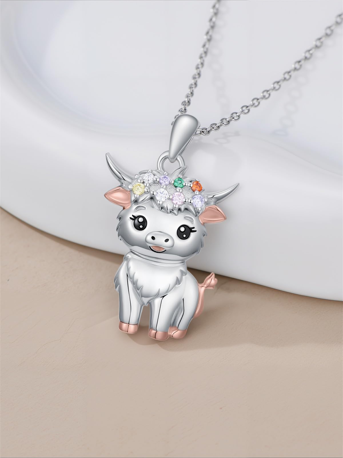 Dorunmo Highland Cow Necklace 925 Sterling Silver Cow Pendant Necklace Anniversary Birthday Cute Highland Cow Jewelry Gifts for Women Daughter Wife Animal Cow Lover