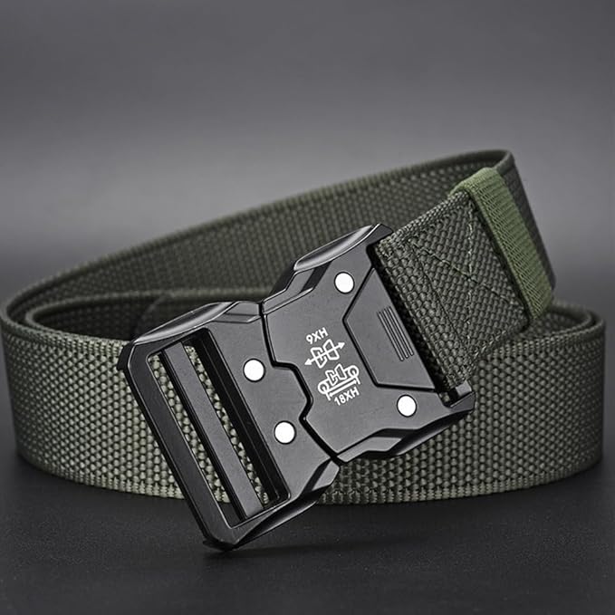 Functional and Modern Single - Piece Nylon Belt with Distinctive Buckle Design