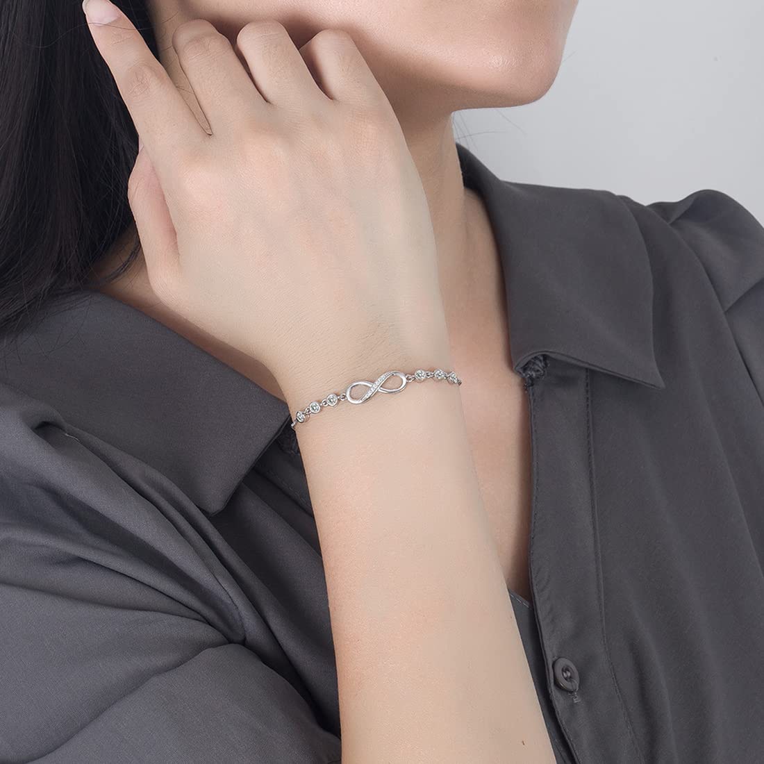 To My Granddaughter Bracelet From Grandma Grandmother or Grandpa Grandfather With Heartfelt Message & Box, Jewelry Gift For Granddaughter From Grandparents On Graduation, Birthday, Wedding, Christmas