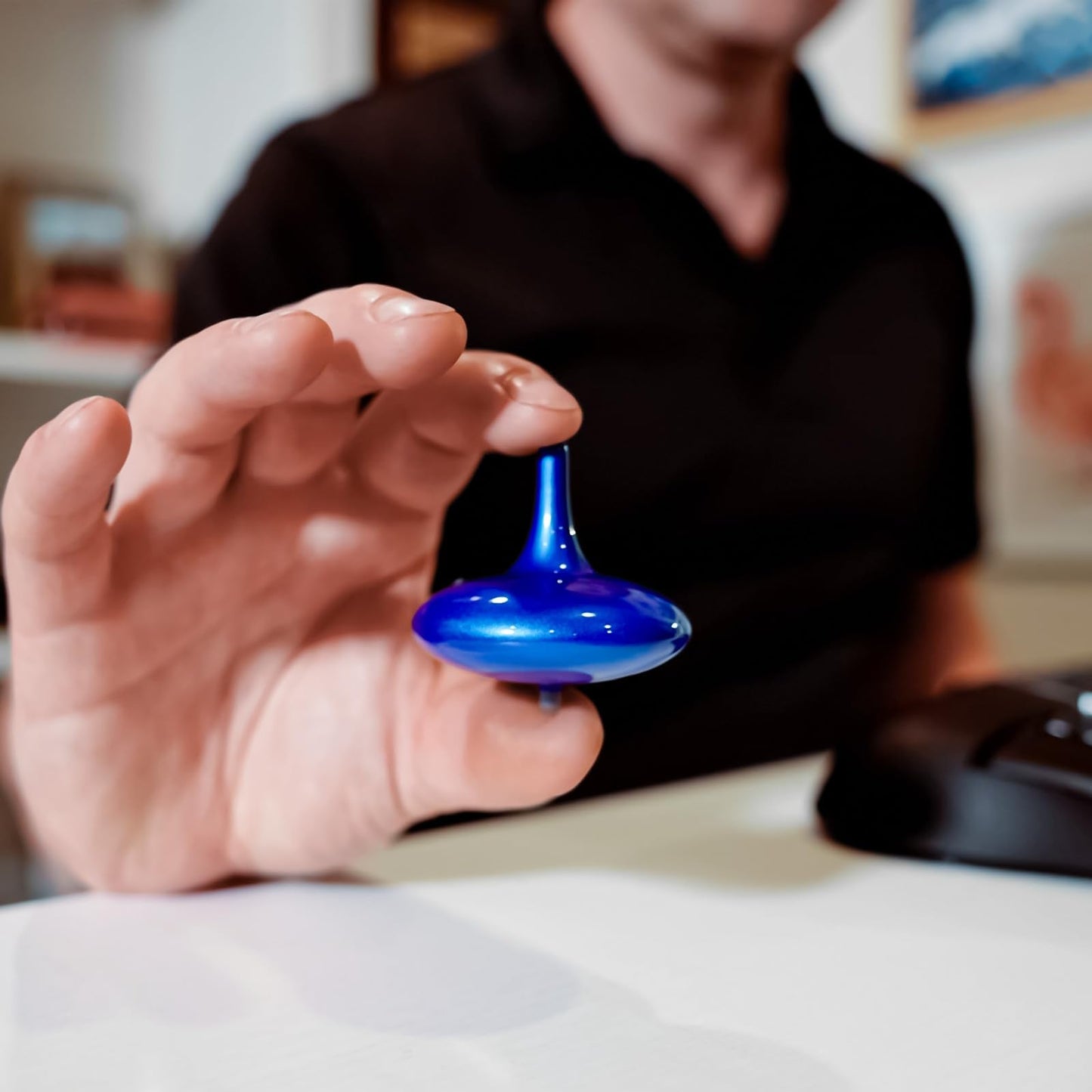 Hautech Kinetic Electric Spinning Top with Glass Base – 6+ Hour Infinite Spin | LED Light Show Desktop Sculpture for Focus, Calm & Creativity – Futuristic Desk Gadget Gift (Royal Blue)
