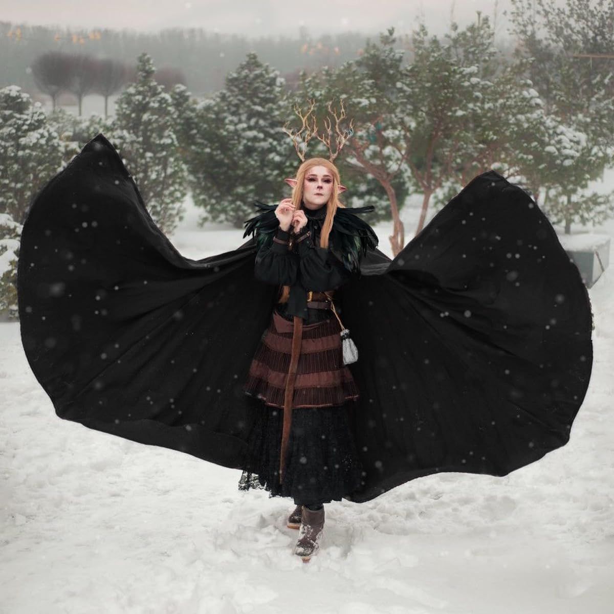 Joukavor Women Men Velvet Cape with Natural Gothic Feather Shawl Cape for Halloween (Black)
