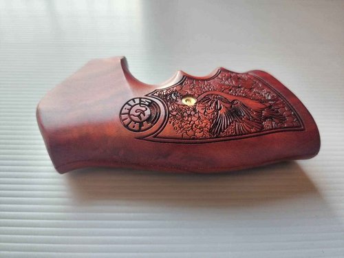 BMPL Hardwood Luxury Laser Grips Compatible with Taurus Medium/Large Frame.357 M44, 65, 66, 80, 82, 83, 96, 431, 441, 607, 608, 669 Revolver Handmade