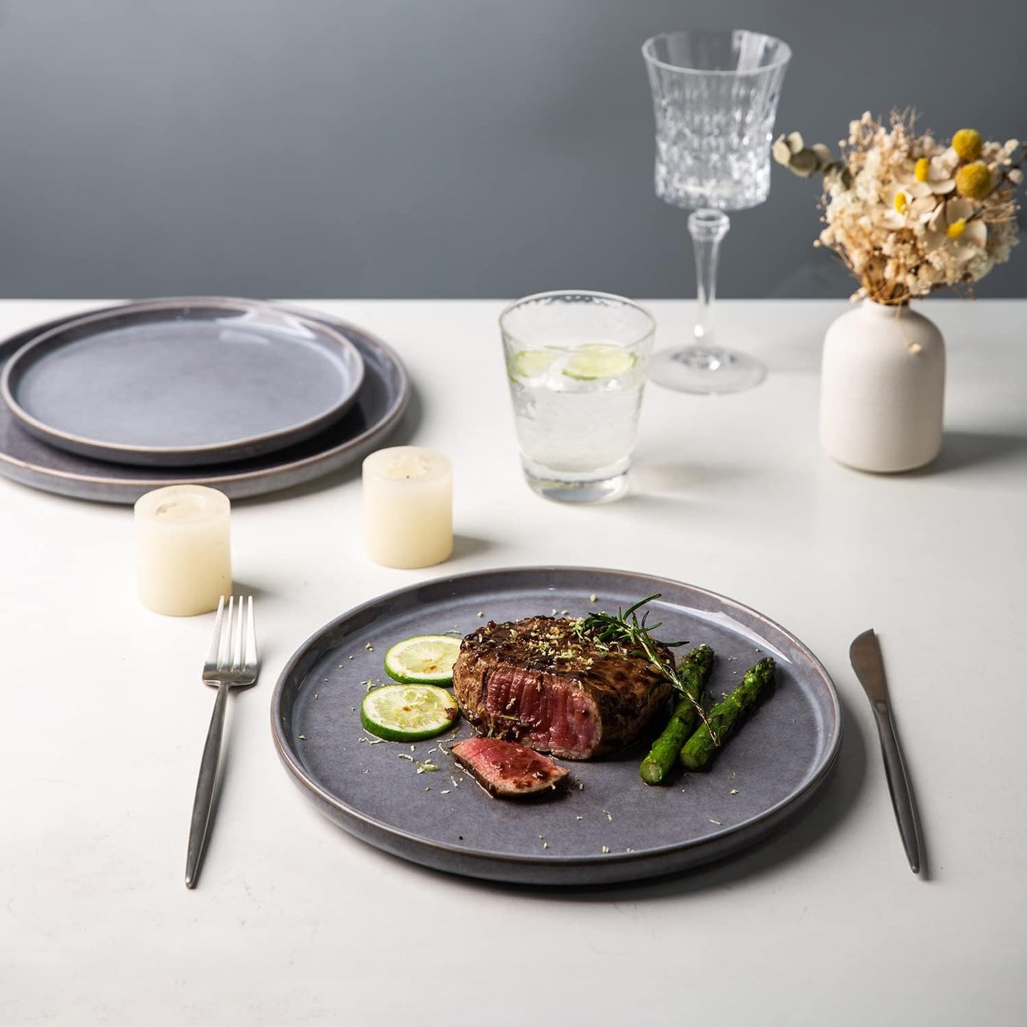 AmorArc Stoneware Dinnerware Sets,Round Reactive Ceramic Plates and Bowls Sets,Highly Scrath Resistant | Dishwasher & Microwave Safe Dishes,Service for 6 (18pc)