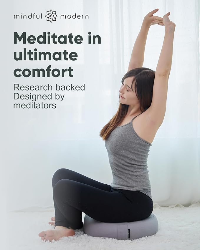 Mindful Modern Large Meditation Cushion for Zafu Yoga - Meditation Pillow for Sitting on The Floor - Buckwheat Hull Filled Yoga Cushion with Removable, Washable 100% Cotton Cover and Carry Handle