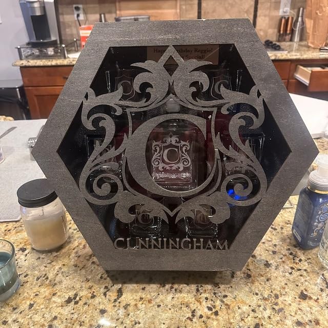 ROSLILY Personalized Whiskey Decanter Set for Men Dad Custom Liquor Decanters Wooden Box Whiskey Glasses Father's Day Gift for Grandpa Birthday Anniversary Christmas