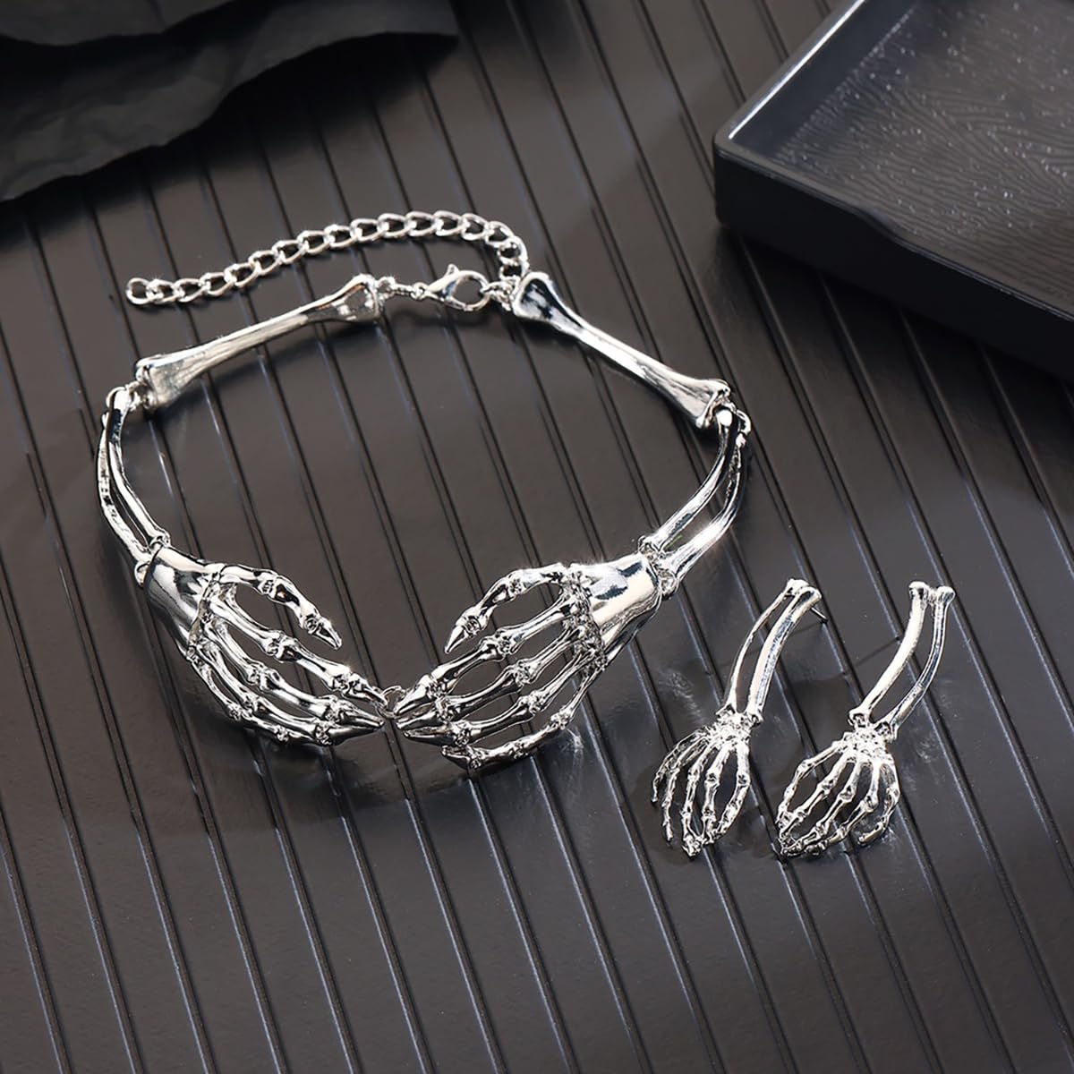 MSSIEJEW Halloween Necklace Earrings for Women Skull Hand Choker Necklace Skeleton Hand Earrings Gothic Punk Jewelry Set(silver)