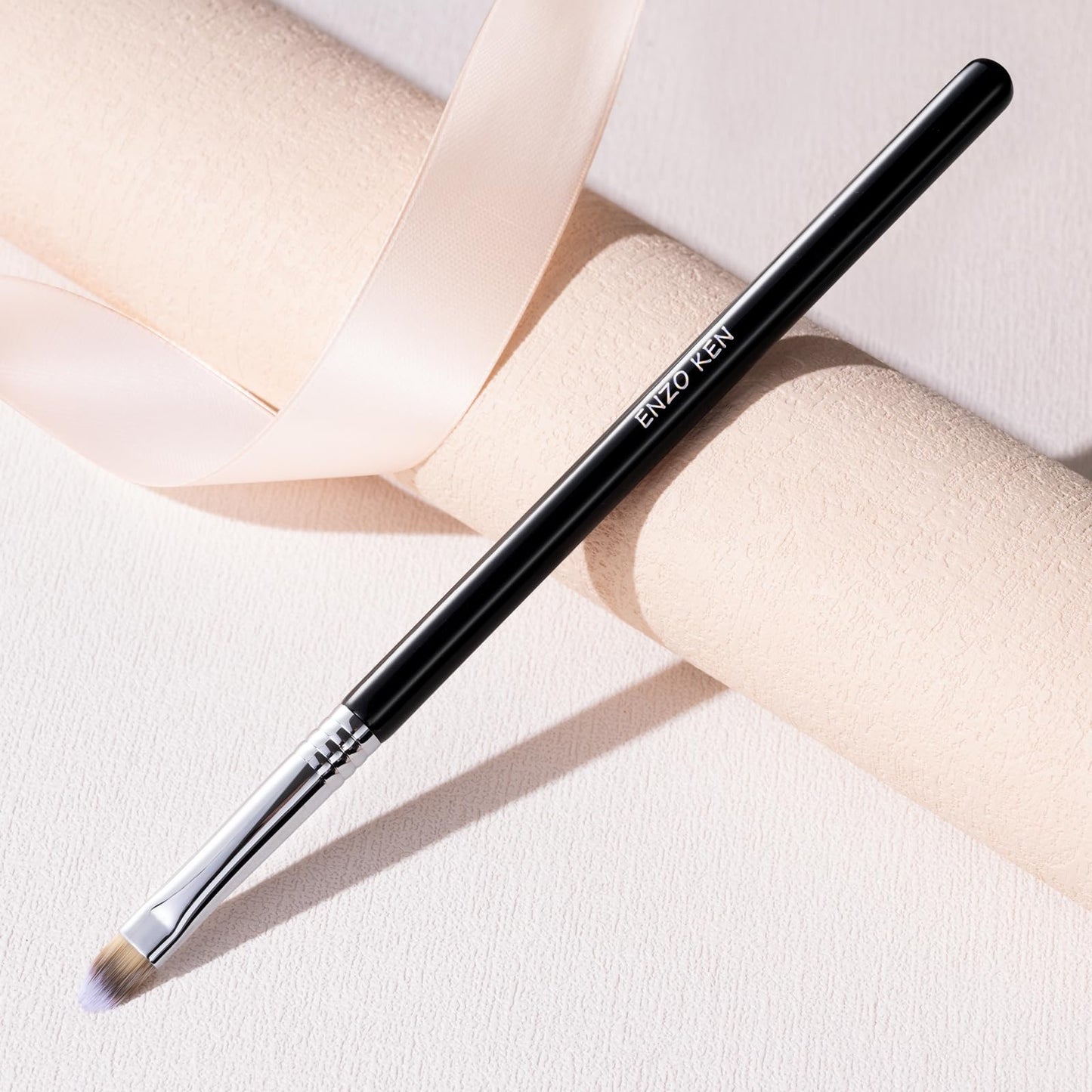 ENZO KEN Concealer Brush Under Eye, Small Flat Concealer Brush, Small Makeup Brushes, Under Eye Concealer Brushes, Under Eye Bru