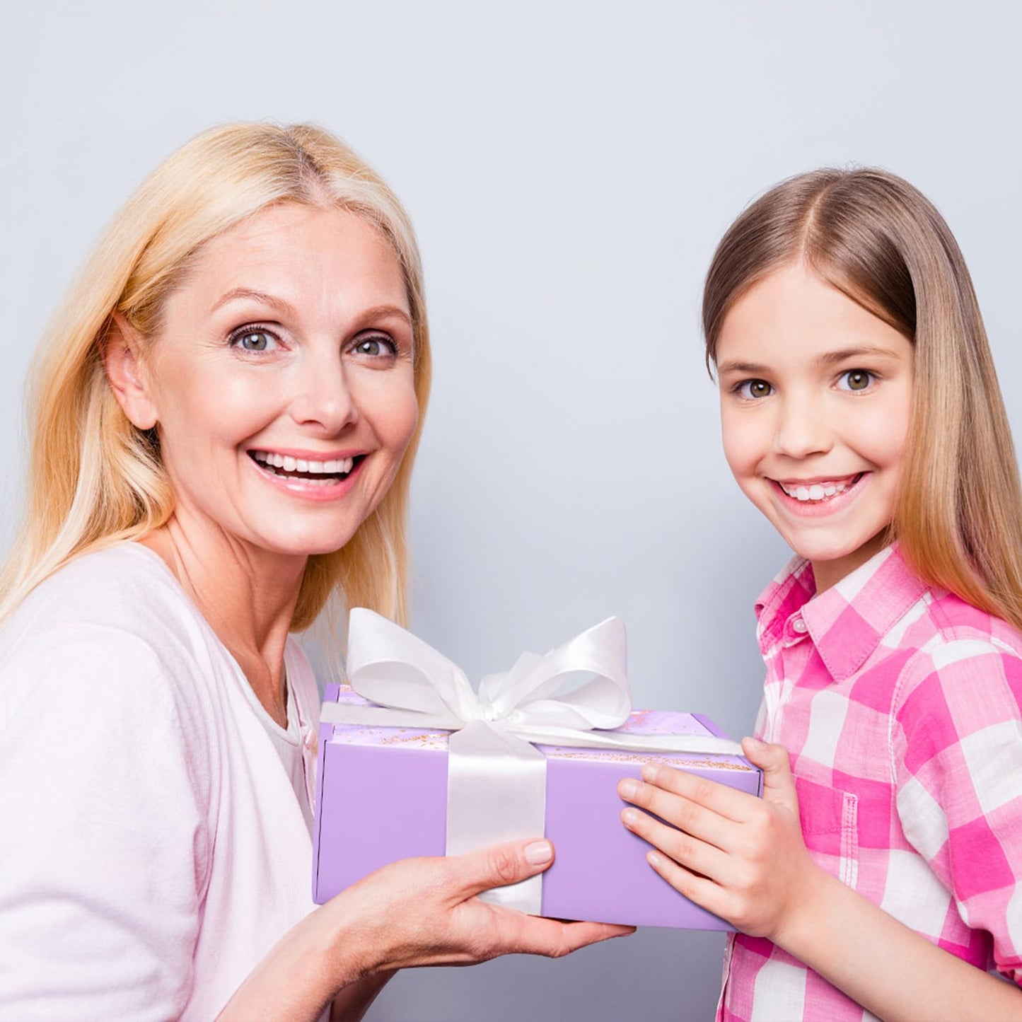 LE CADEAU 40th Birthday Gift Basket for Women, Funny Unique 40 Year Old Birthday Christmas Gifts for Women 1985