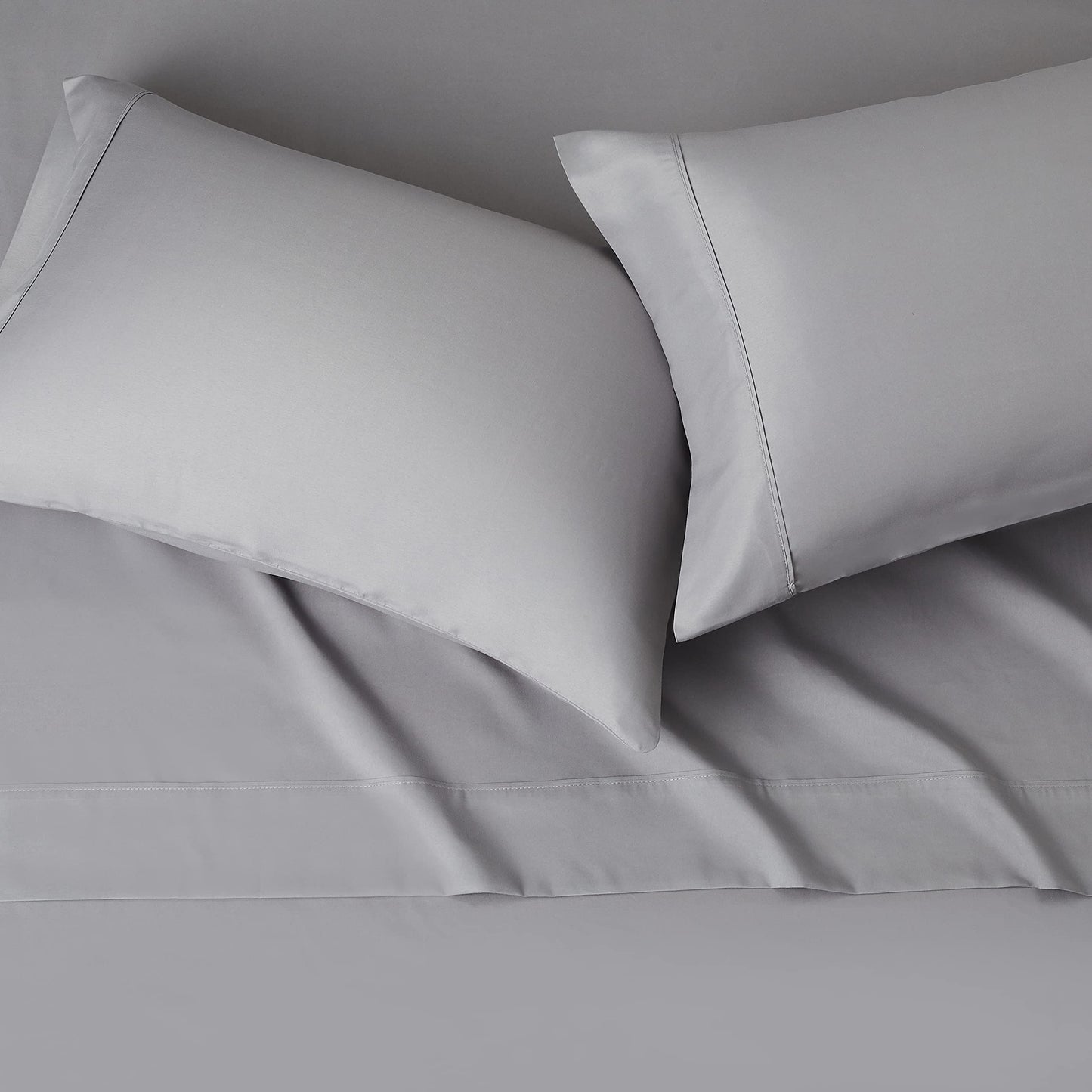 Amazon Basics Lightweight Super Soft, Wrinkle-Free Luxury Microfiber 4 Piece Bed Sheet Set with 14-Inch Deep Pockets, Full, Dark Gray, Solid