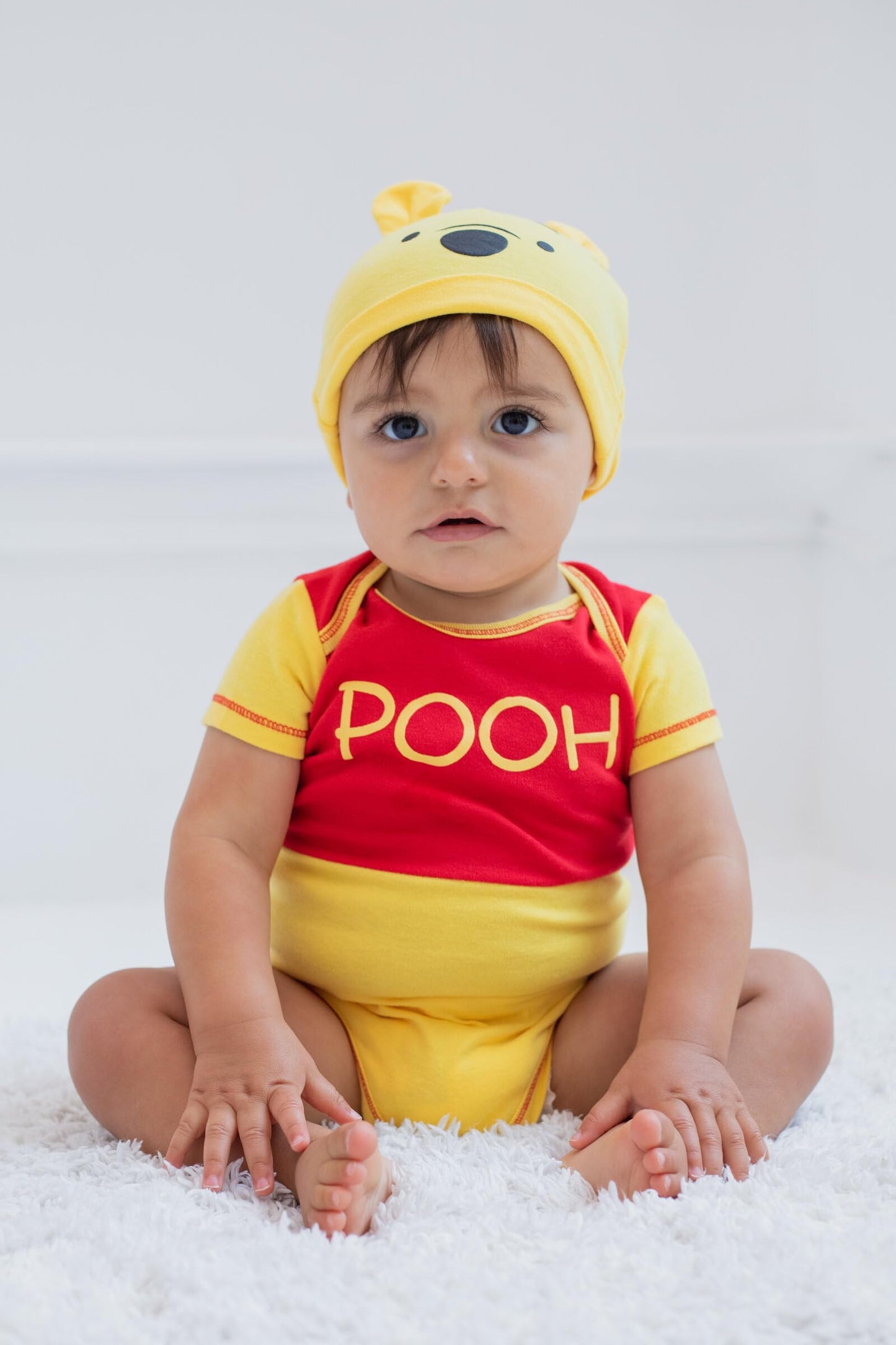Disney Boys' Winnie the Pooh Bodysuit with Cap Set, Yellow, 0/3M