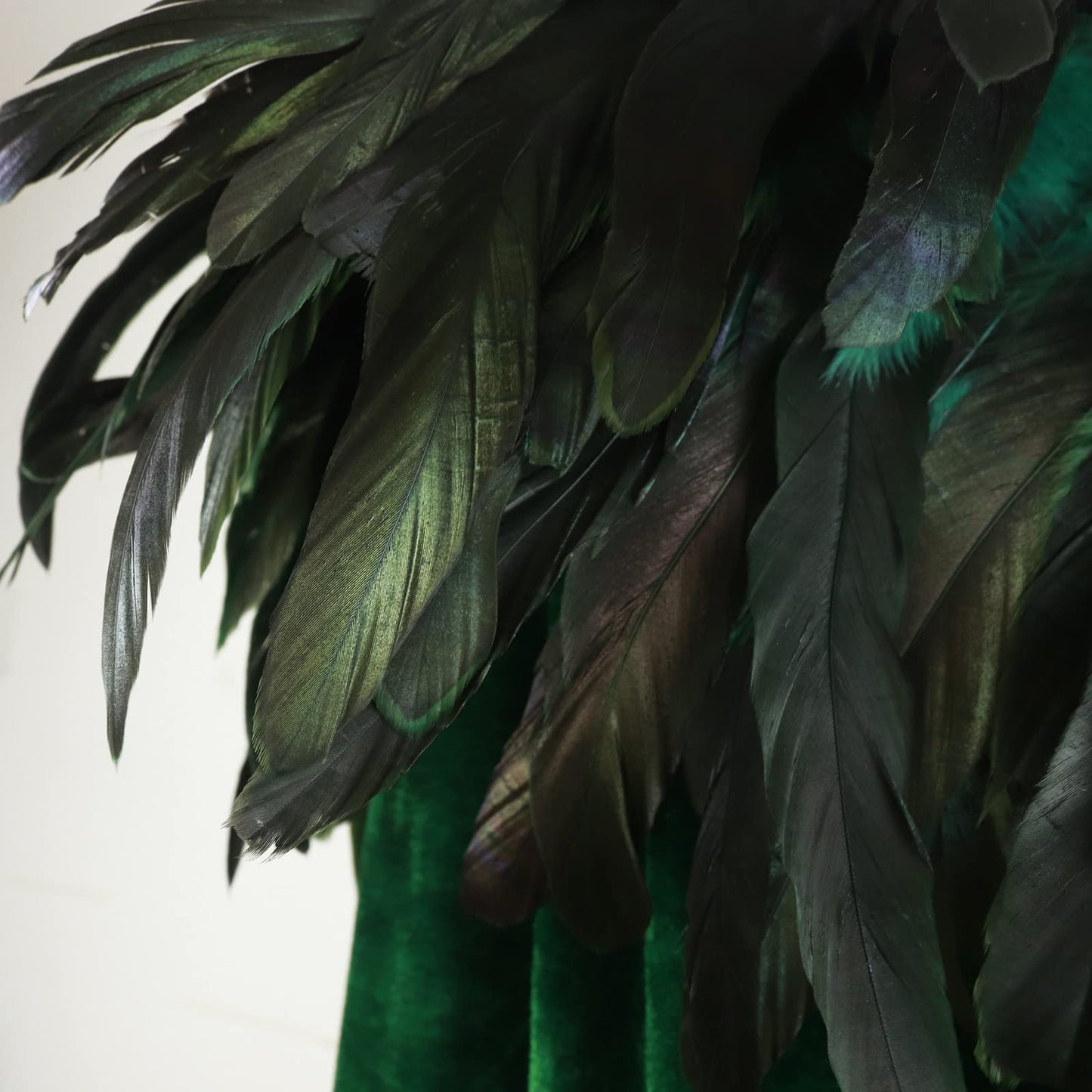 Gothic Feather Shawl and Halloween Adult Velvet Classic Witch Costume Cloak