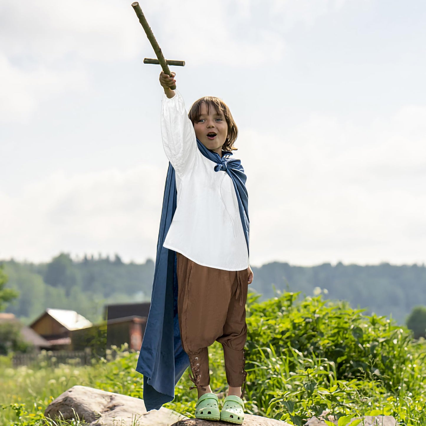 Prebene Boys Medieval Pirate Set Shirt & Ankle Pants Kids Renaissance Halloween Costume Scottish Jacobite Tops and Trousers (White+Brown, 10-12T)