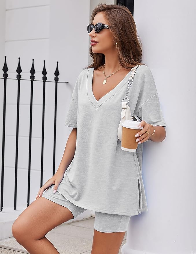 Ekouaer Womens Pajamas 2 Piece Lounge Sets Oversized V Neck T-Shirts Tops Biker Shorts Set Workout Reversible Tracksuit S-XXL