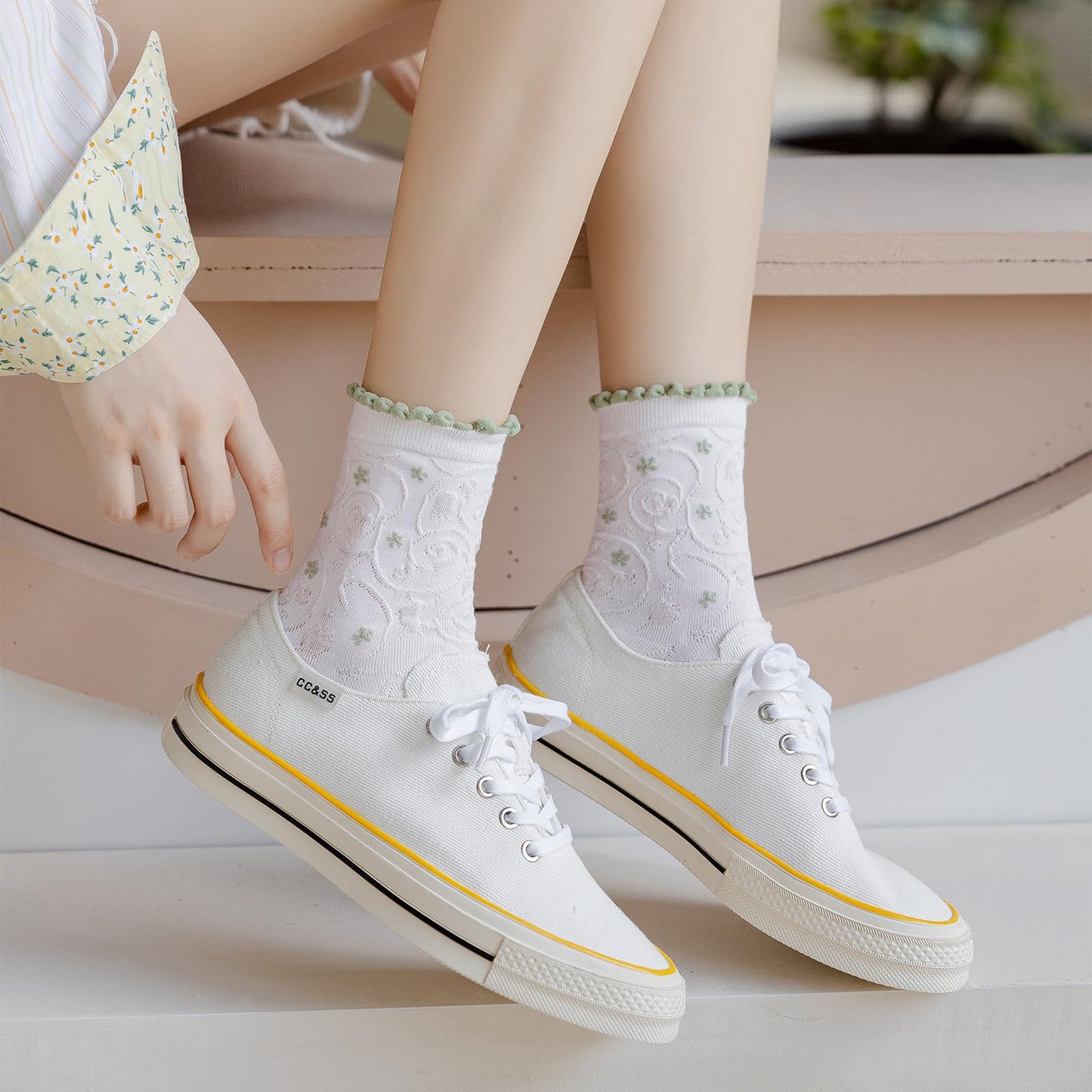 albagu Womens Crew Cute Socks Cotton Thin Breathable Casual Sock for Women Novelty Funny Flower Dress White Socks 5 Pack