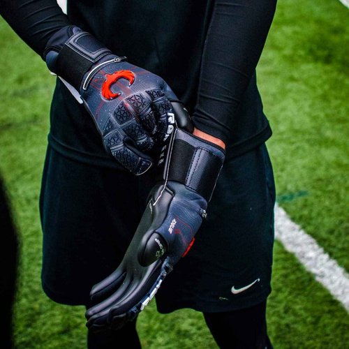 Renegade GK Limited Edition Rogue Venom Goalie Gloves with Fingersaves | 4mm Giga Grip | Black & Green Soccer Goalkeeper Gloves (Size 6, Youth, Kids, Neg. Cut, Level 4+)