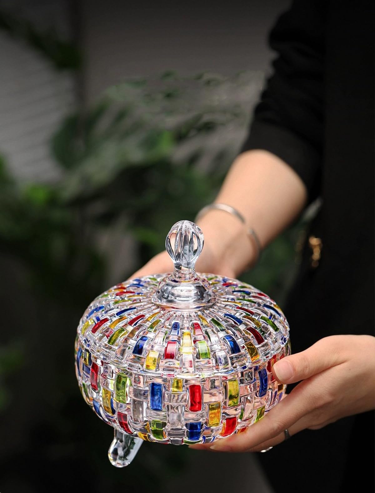 MAGCOLOR Elegant-Hand Painted Colorful Large Crystal Glass Candy Box,Candy jars with Lid,Storage Jewelry Jar,Candy dish covered,Great Gift for Family Friends-24 oz-Cute Candy servers.