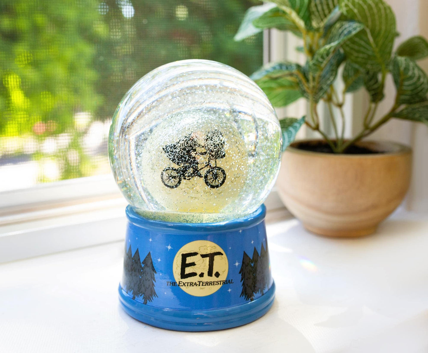 E.T. The Extra-Terrestrial Bike Moon 6-Inch Snow Globe with Swirling Glitter Display Piece