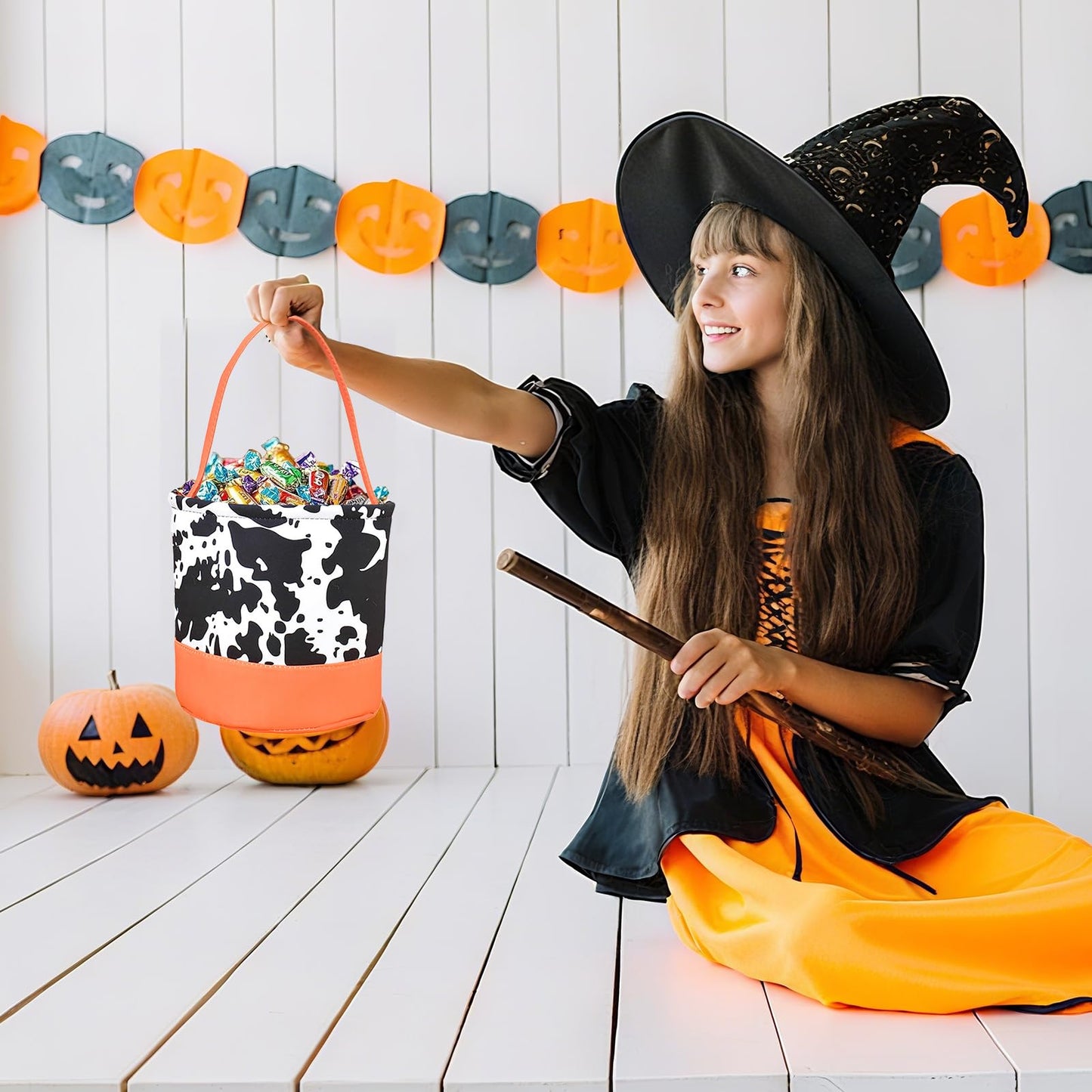 Kprwaal Halloween Trick Or Treat Bags & Baskets, Pumpkin Ghost Designs Candy Storage Bags, Multiple Styles For Halloween Gifts & Decor (Style B1)