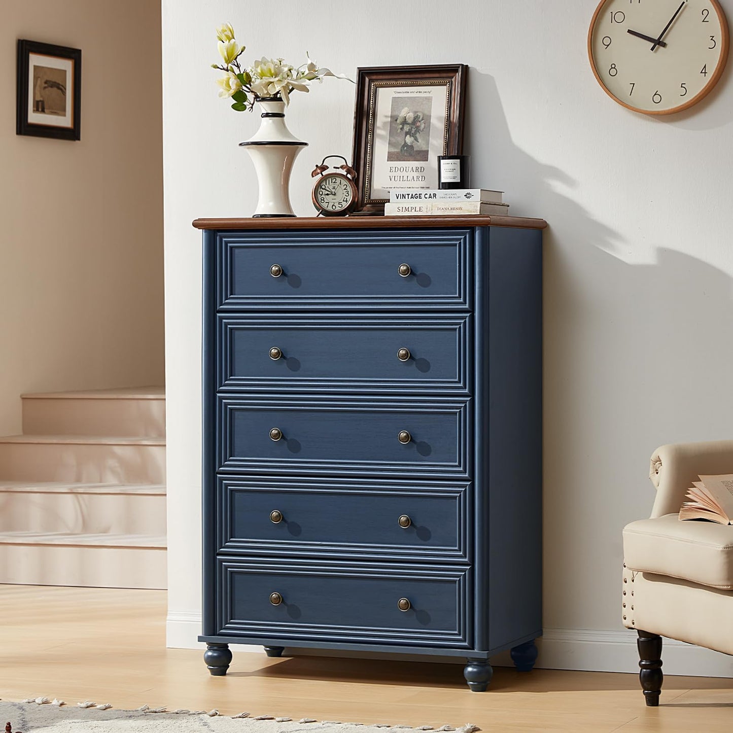 RWYHG Farmhouse Dressers and Nightstand Set of 3,Wood 31.5" Wide 5 Drawer Dresser 18'' Narrow Side Table with Charging Station,Roman Column Bedroom Furniture Dressers Sets for Home Living Room Hallway