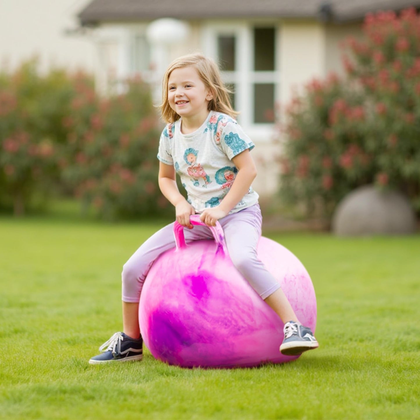 EVERICH TOY Hopper Ball, Clouds Hopping Toys for Kids, 20 Inch Bouncy Ball with Handle, Indoor Outdoor Inflatable Bouncing Hoppity Hop for Boys and Girls Gifts with Pump