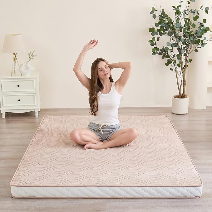 Zelladorra Japanese Floor Mattress, Quilted Futon Mattress with Anti-Slip Bottom, Foldable Floor Bed with Storage Bag and Straps, (Beige, Full)