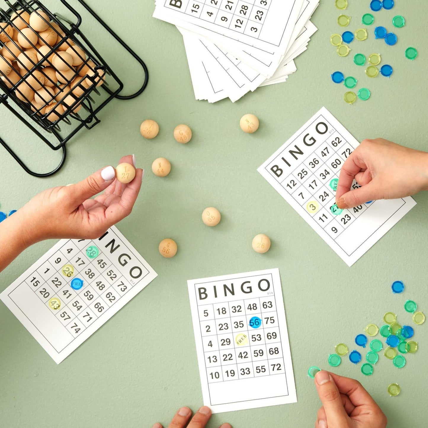 Juvale 180 Sheets Reusable Paper Bingo Cards Bulk for Adults, Disposable Number Game Set for Large Groups (6x4 in Paper Sheet)