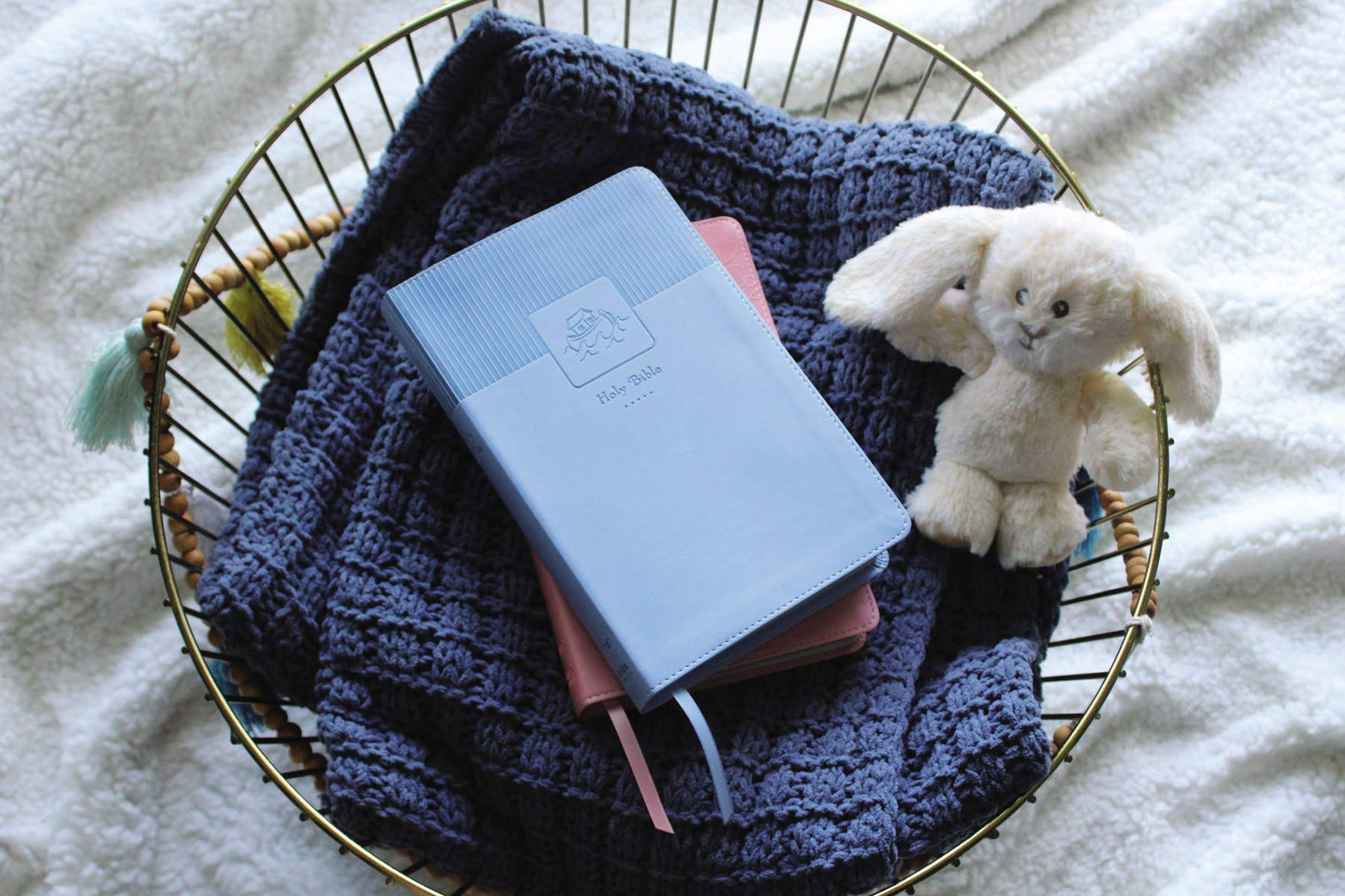 NIV, Baby Gift Bible, Holy Bible, Leathersoft, Blue, Red Letter, Comfort Print: Keepsake Edition