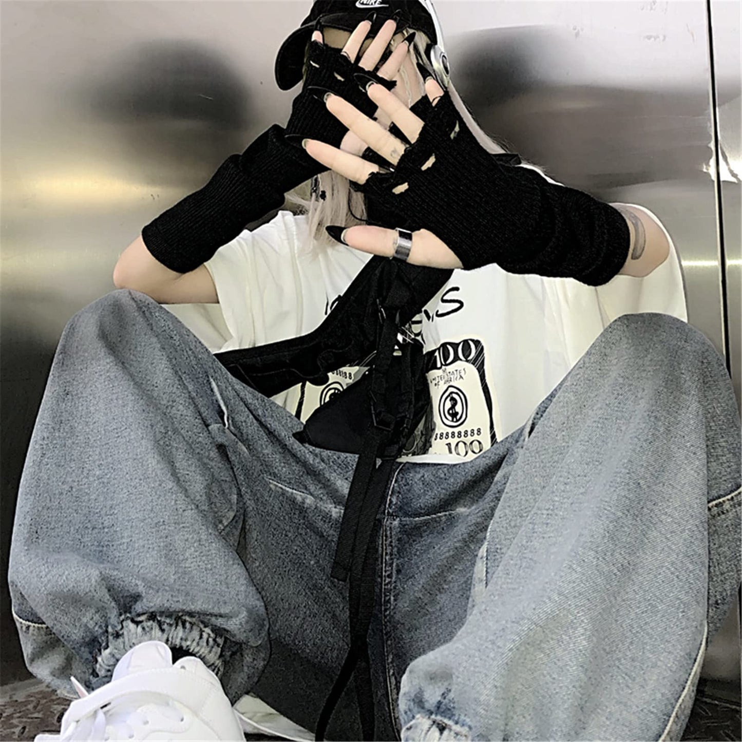 URAWESO Goth Gloves Grunge Emo Fingerless Arm Warmers Gothic Punk Thumbhole Ripped Hip Hop Y2k Arm Sleeves Cosplay
