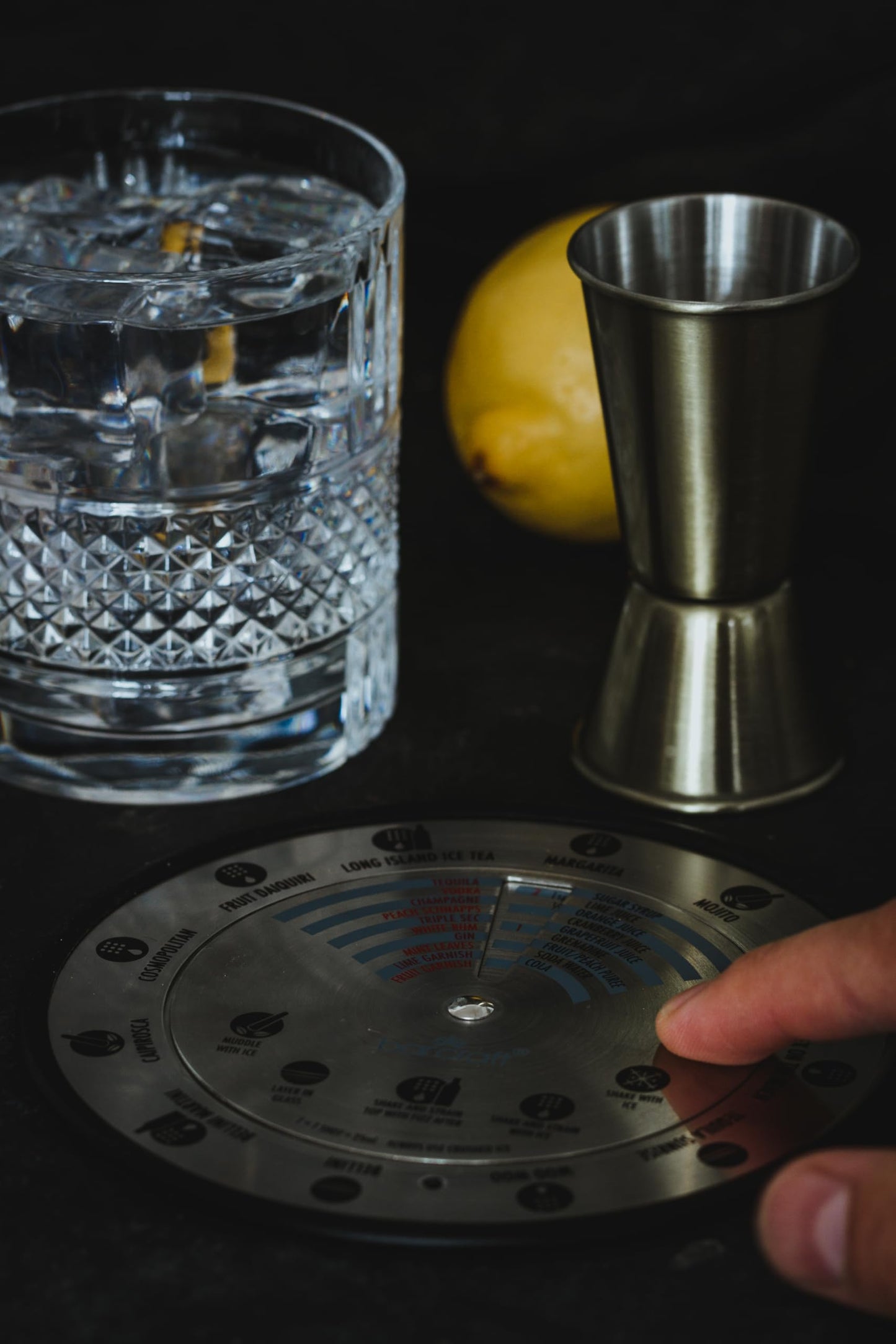 BarCraft BCLLCOMPASS Cocktail Compass with 12 Recipes, Stainless Steel, White, 14cm