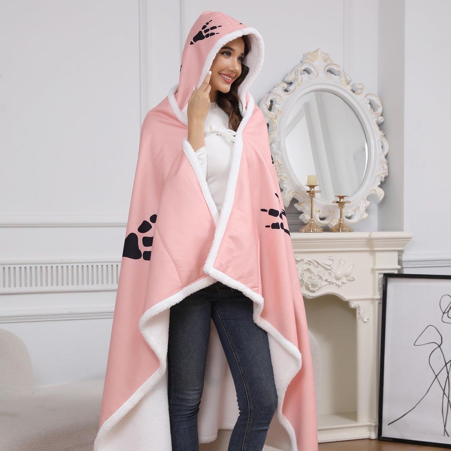 REFTTENW Mom Birthday Gifts, Gifts for Mom from Son Daughter, Mama Blanket Hoodie
