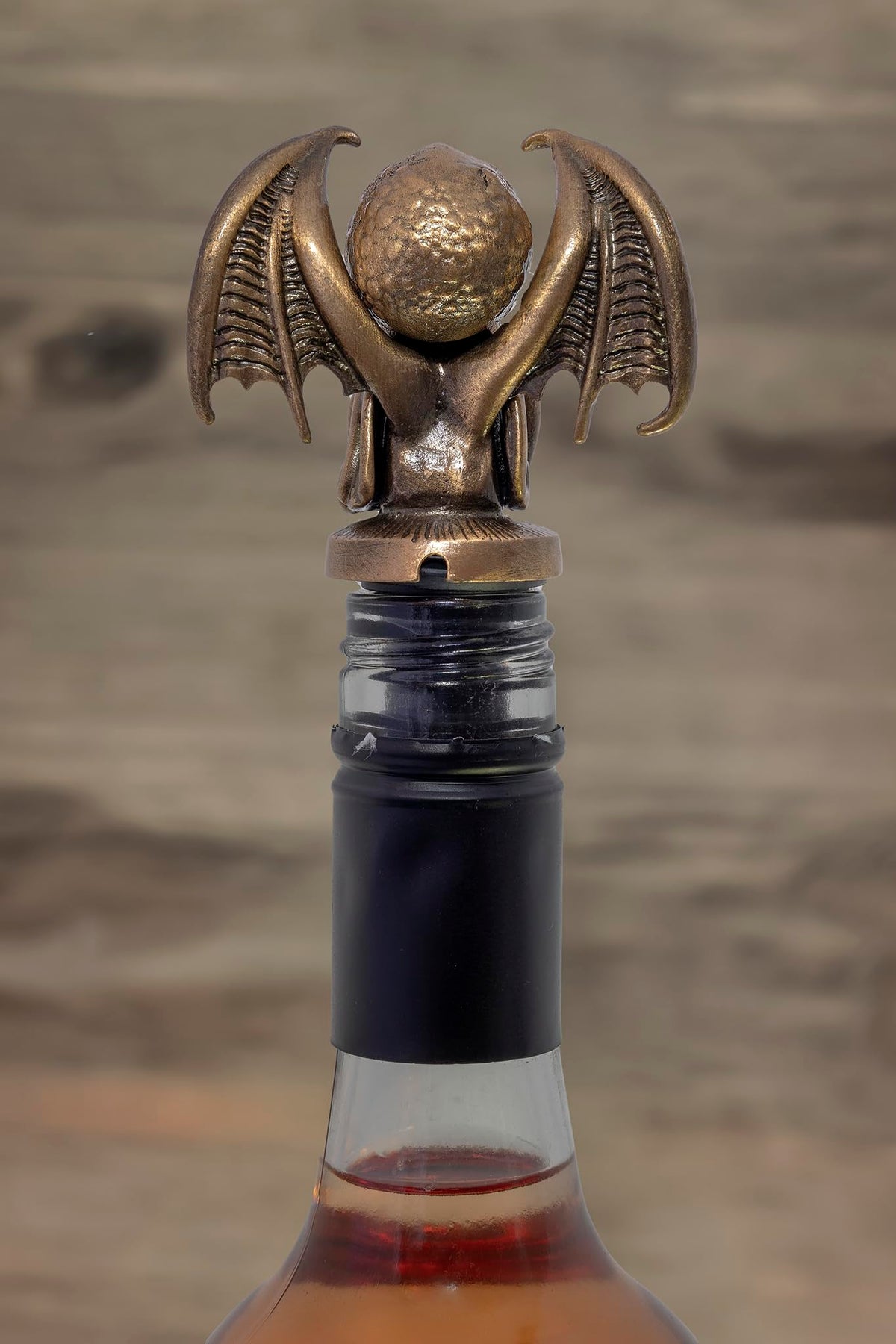 Pour People's Market Cthulhu Wine Aerator - Decanter Pour Spout - Wine Accessories - Red Wine - Liquor - Great for Halloween and Wine Parties - Unique Goth or Christmas Gift for Wine Lovers