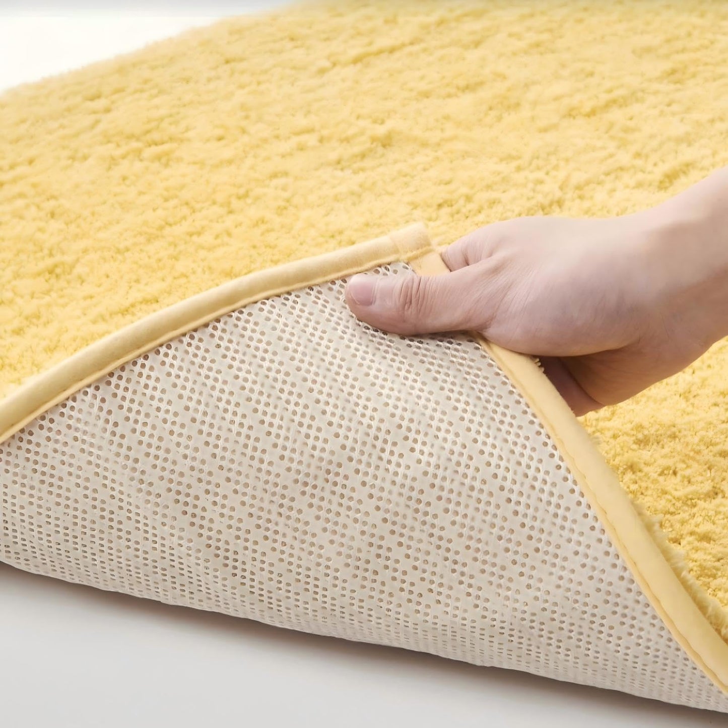 CozeCube Upgraded Shaggy Bath mat for Bathroom Non Slip 15.7" X 23.6", Super Soft Quick Dry Bath Rugs, Fluffy Plush Bathroom Rugs Machine Washable, Light Brown