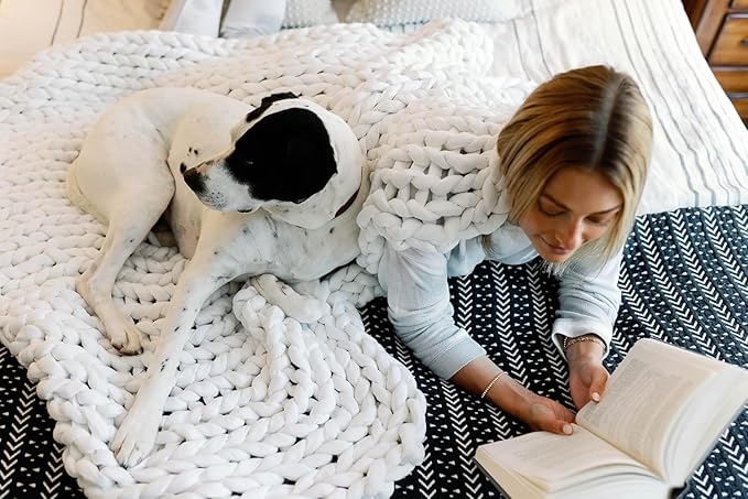 Nuzzie Chunky Knit Weighted Blanket - Breathable, Cooling, Hand Made Knit Throw Blanket for Sleep - Machine Washable, Stylish Design (Cream, Full | 16lbs | 48"x72")