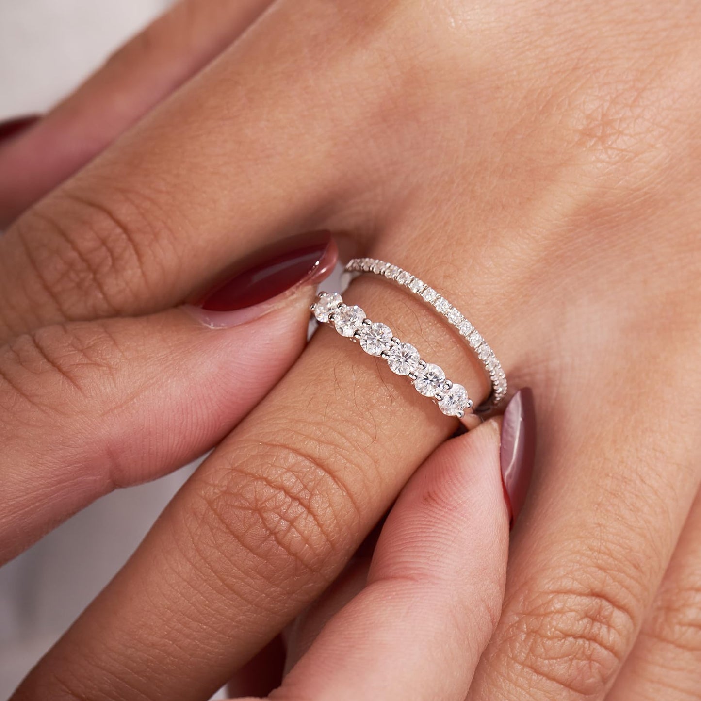 YODEWA Moissanite Wedding Band for Women 6 Real Moissanite Stone 925 Sterling Silver Hypoallergenic 0.6ct DEF Color VVS Lab Crea