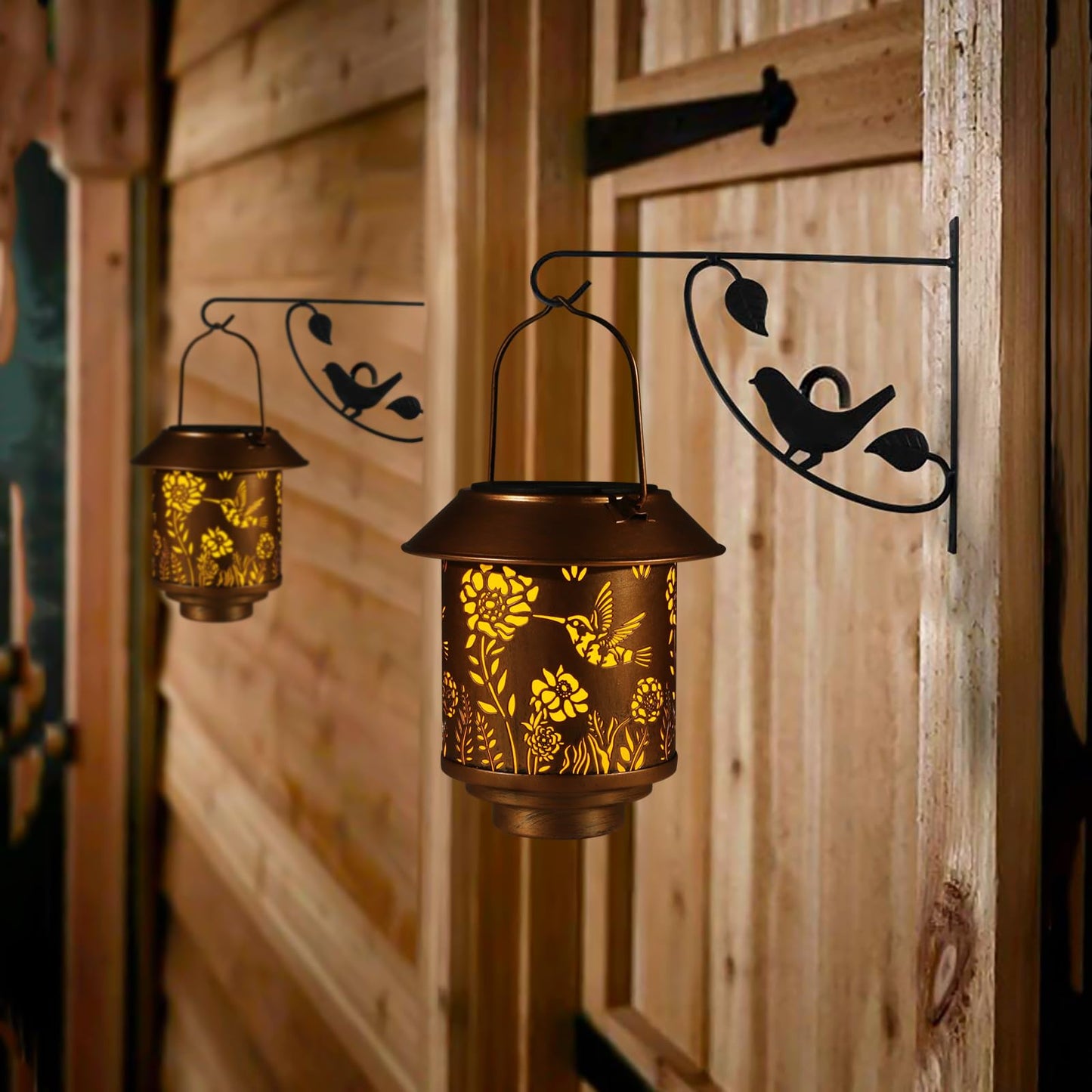 Solar Lantern Lights Outdoor Hanging, Solar Lights Outdoor Waterproof,Garden Decor Gifts for Women Mom,Metal Decoration Lanterns for Garden Patio(Hummingbird)