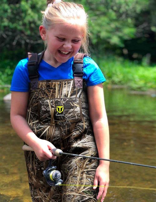 TIDEWE Chest Waders for Toddler & Children, Neoprene Waterproof Insulated Hunting & Fishing Youth Waders for Boy and Girl, Cleated Bootfoot Kids Wader, Next Camo Evos (Size 6)