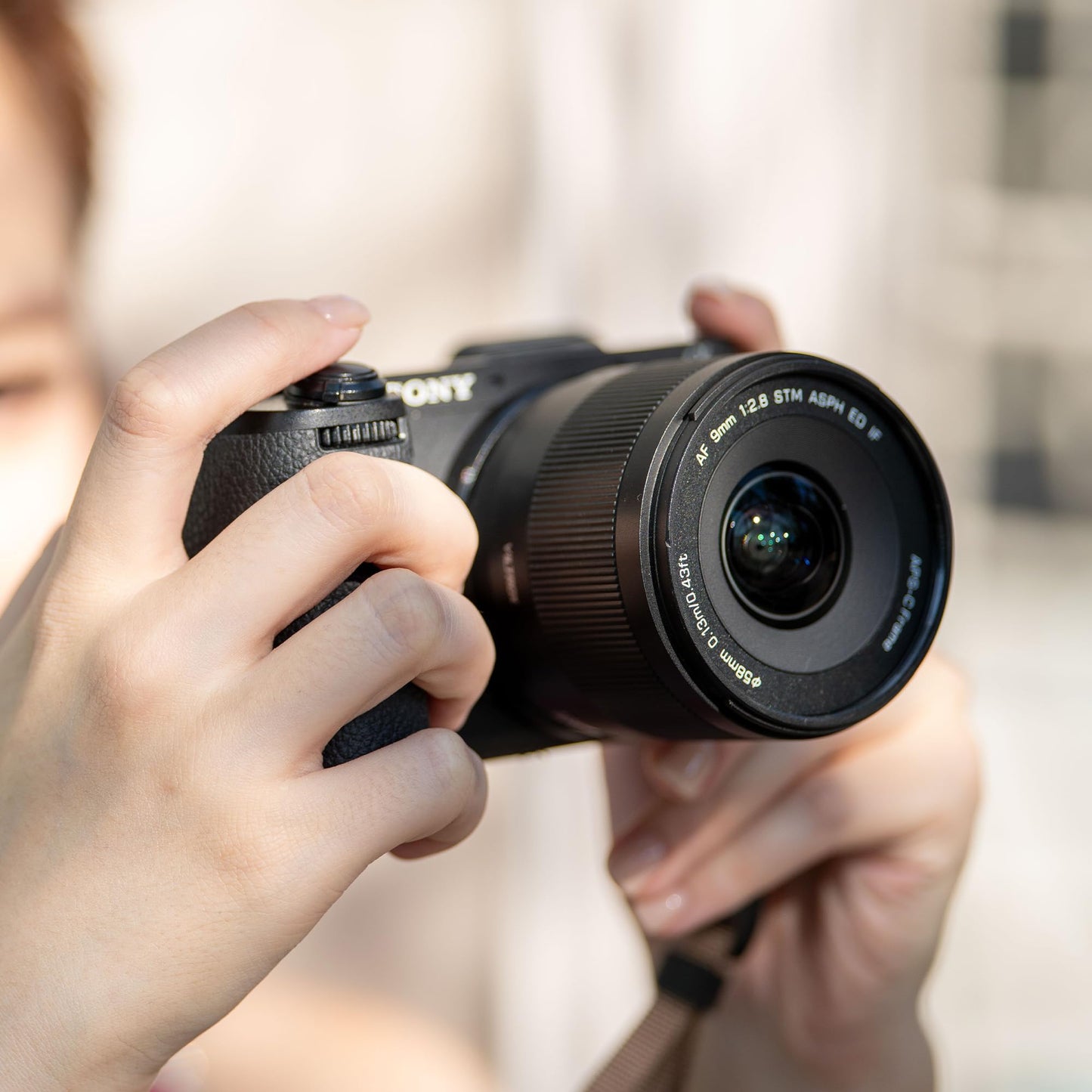 VILTROX 9mm F2.8 E Lens for Sony E, Auto Focus Wide Angle APS-C Prime Lens Compatible with Sony E-Mount Cameras ZV-E10 FX30 ZV-E10 ZV-E10II a7Ⅲ a7RⅢ a7Ⅳ a7RⅣ a7CII A6700 A6600 A6500 A6400 A6300 A6100