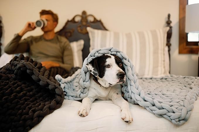 Nuzzie Chunky Knit Weighted Blanket - Breathable, Cooling, Hand Made Knit Throw Blanket for Sleep - Machine Washable, Stylish Design (Light Grey, Throw | 12lbs | 44"x60")