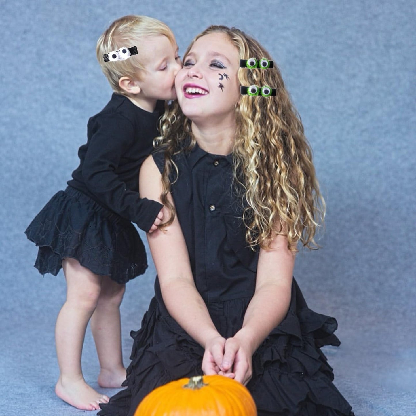 Halloween Hair Clips, Girls Cute Green Eyes Cheer Pompom Barrettes,Handmade Alligator Hairpins, Kids Costume Party Favor Gothic