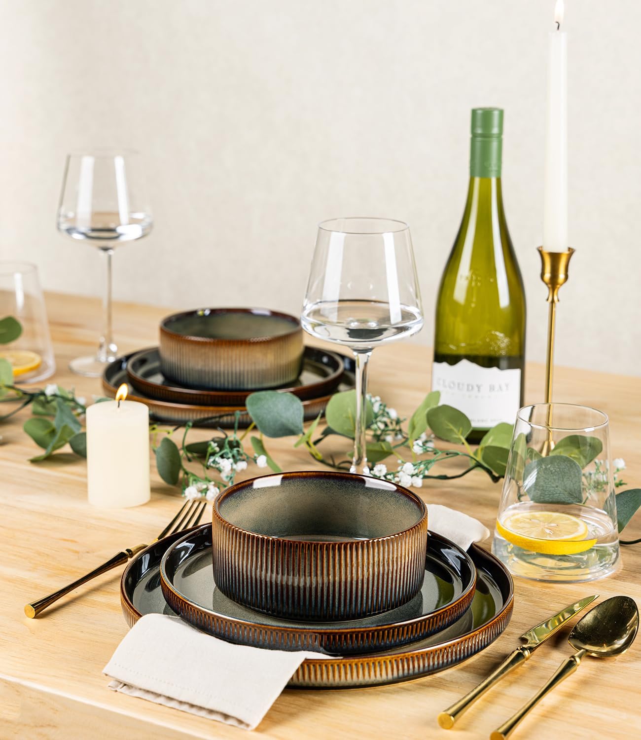 TheTerra Ceramic Dinnerware Sets, Brown