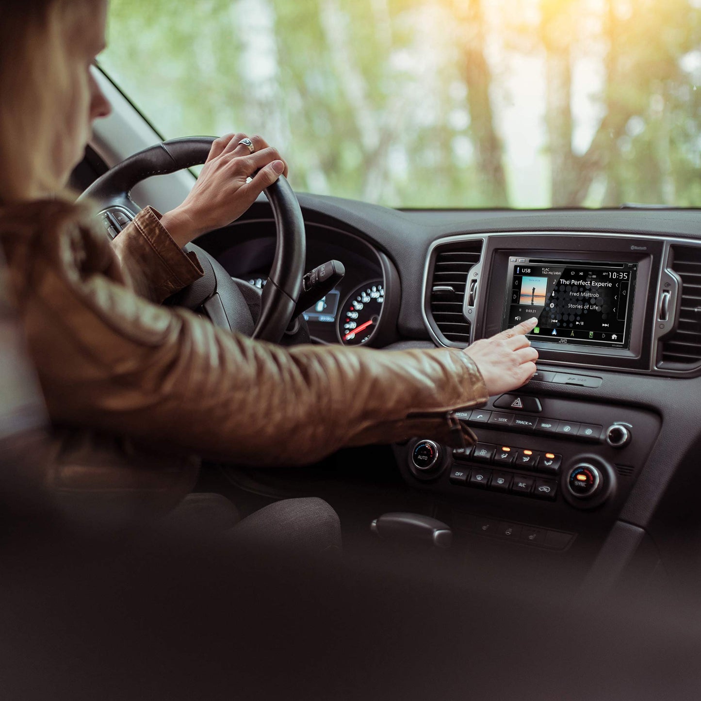 Jvc Kw-V960Bw Built In Wi-Fi For Wireless Carplay Android Auto, Cd/Dvd 6.8 Lcd Touchscreen Display, Am/Fm, Bluetooth, Mp3 Player